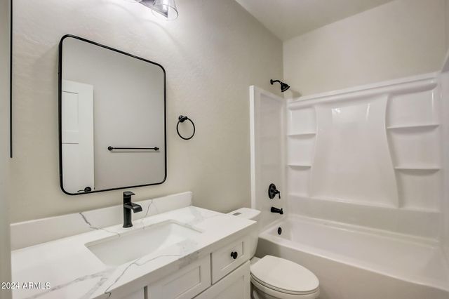 8411 W ALTOS Drive, Arizona City, AZ 85123