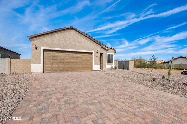8411 W ALTOS Drive, Arizona City, AZ 85123