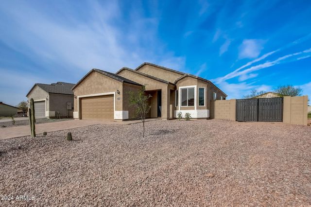 8411 W ALTOS Drive, Arizona City, AZ 85123