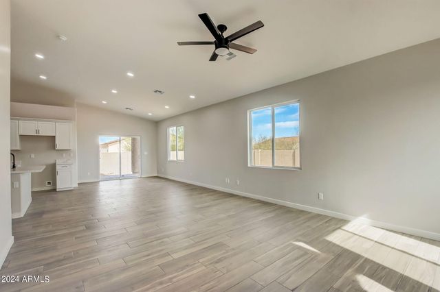 8411 W ALTOS Drive, Arizona City, AZ 85123