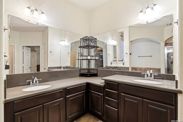 13726 Palatine Hl, San Antonio, TX 78253
