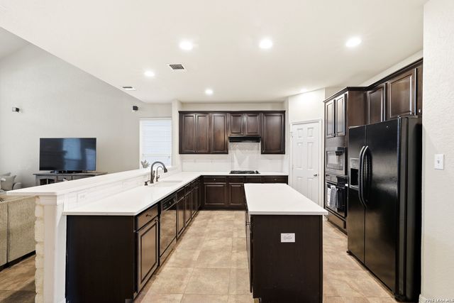 13726 Palatine Hl, San Antonio, TX 78253