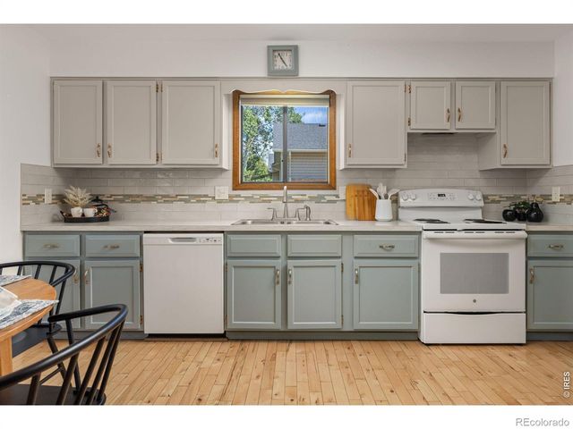 417 Westview Court, Longmont, CO 80504