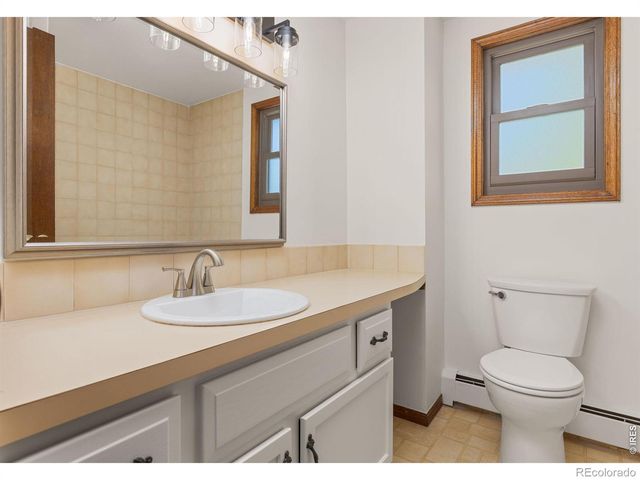 417 Westview Court, Longmont, CO 80504