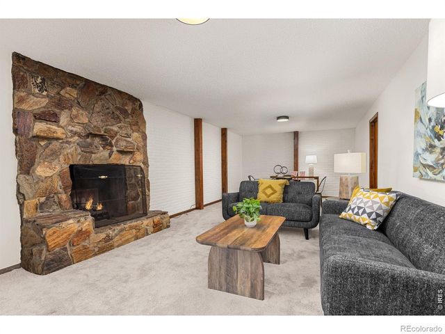 417 Westview Court, Longmont, CO 80504
