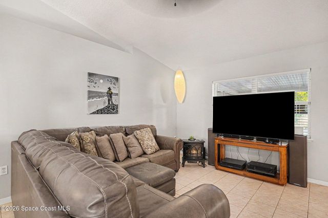 1367 Wing Road SW, Palm Bay, FL 32908