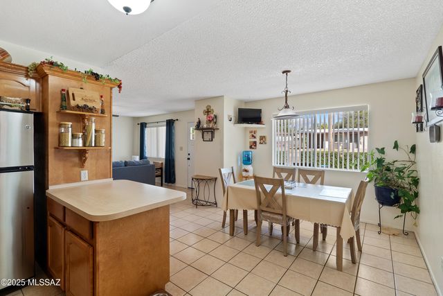 522 E Calle Nacozari, Nogales, AZ 85621