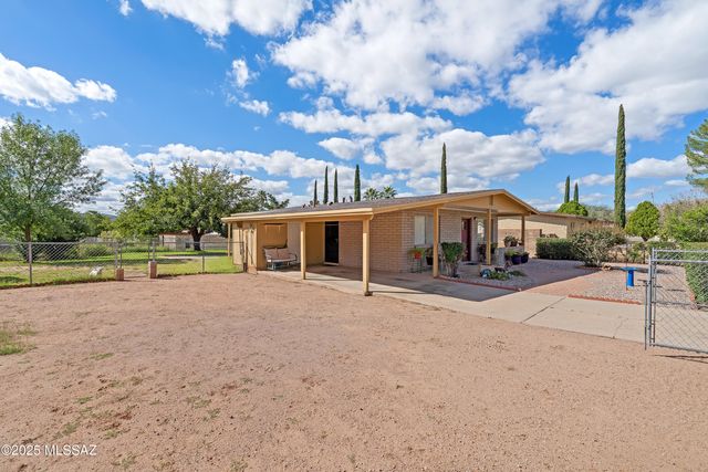 522 E Calle Nacozari, Nogales, AZ 85621