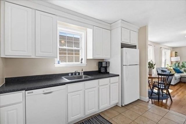 468 Sea St 468, Quincy, MA 02169