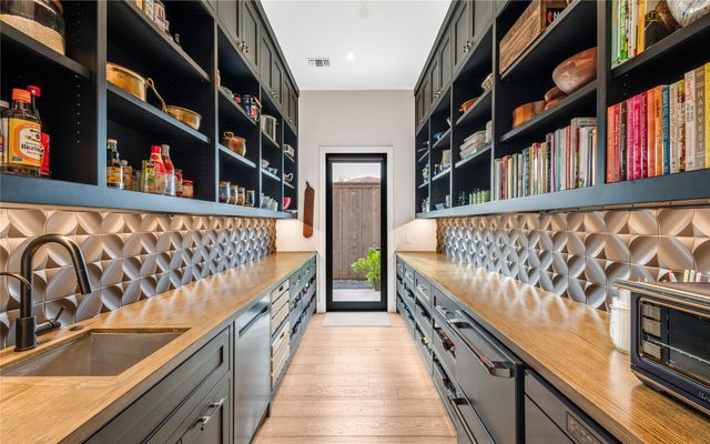 6522 Pemberton Drive, Dallas, TX 75230