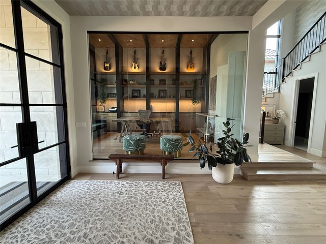 6522 Pemberton Drive, Dallas, TX 75230