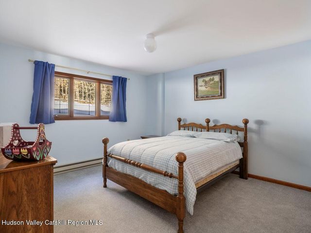 114 Conifer Lake Road W, Jewett, NY 12444