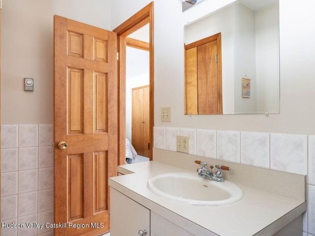 114 Conifer Lake Road W, Jewett, NY 12444