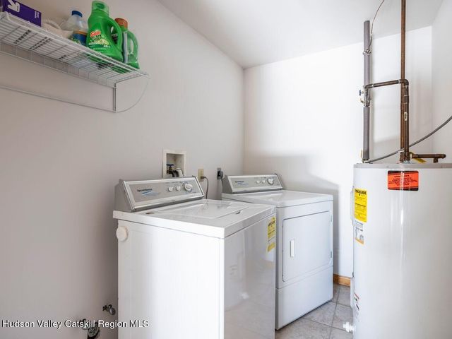 114 Conifer Lake Road W, Jewett, NY 12444