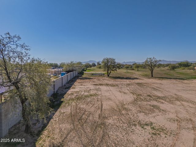 51259 W JULIE Lane 203, Maricopa, AZ 85139