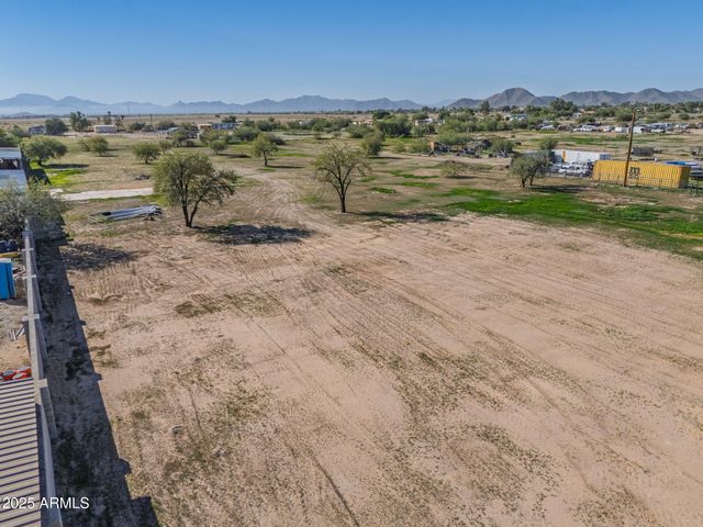 51259 W JULIE Lane 203, Maricopa, AZ 85139