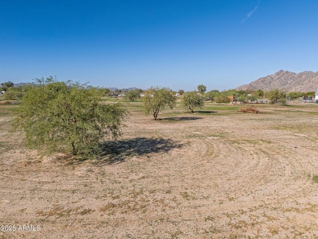 51259 W JULIE Lane 203, Maricopa, AZ 85139