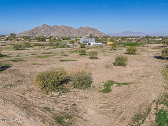 51259 W JULIE Lane 203, Maricopa, AZ 85139