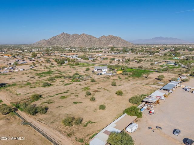 51259 W JULIE Lane 203, Maricopa, AZ 85139