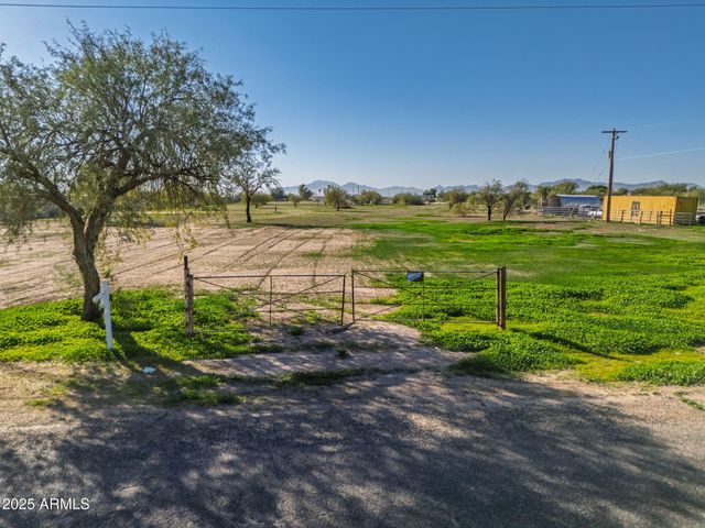 51259 W JULIE Lane 203, Maricopa, AZ 85139