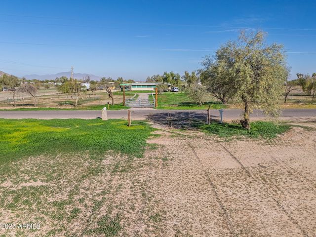 51259 W JULIE Lane 203, Maricopa, AZ 85139