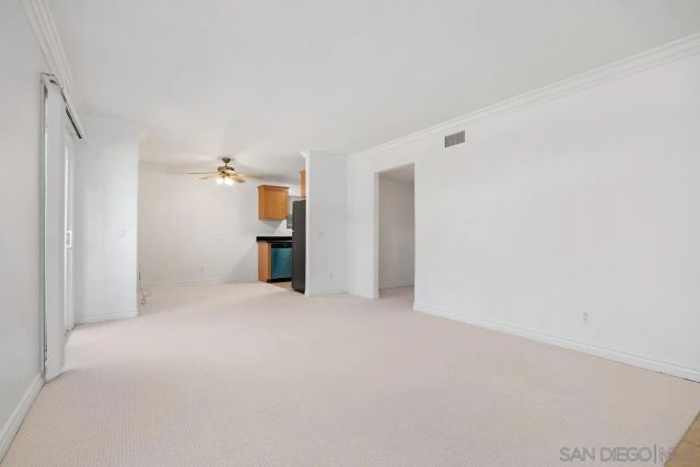 156 Avenida Descanso A, Oceanside, CA 92057
