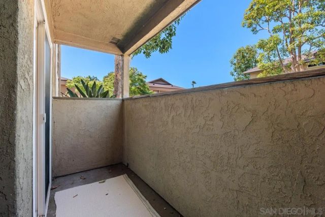 156 Avenida Descanso A, Oceanside, CA 92057
