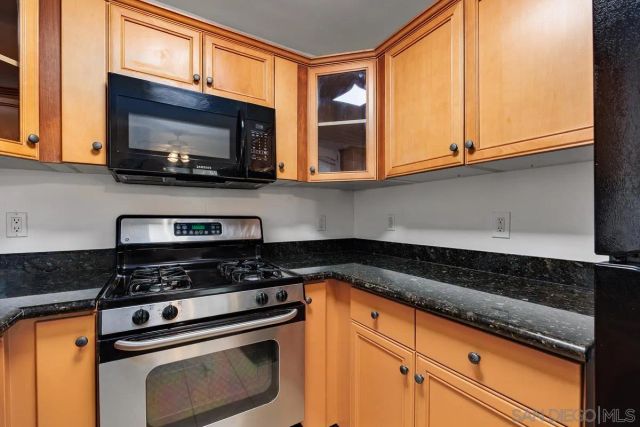 156 Avenida Descanso A, Oceanside, CA 92057