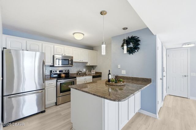 2828 N Atlantic Ave Unit 1704, Daytona Beach, FL 32118