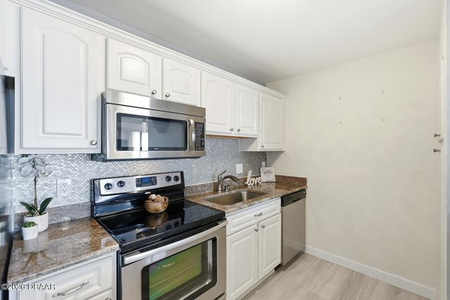 2828 N Atlantic Ave Unit 1704, Daytona Beach, FL 32118