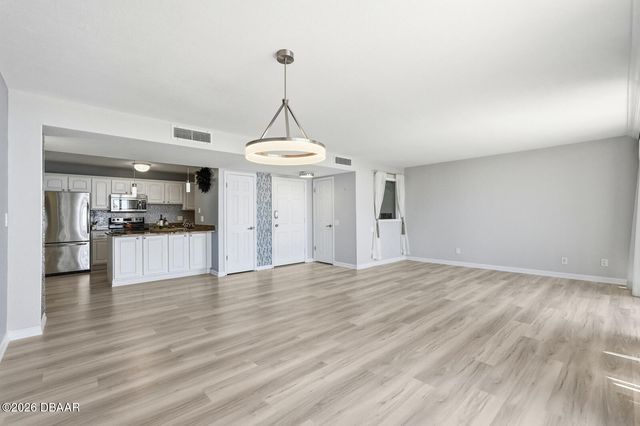 2828 N Atlantic Ave Unit 1704, Daytona Beach, FL 32118