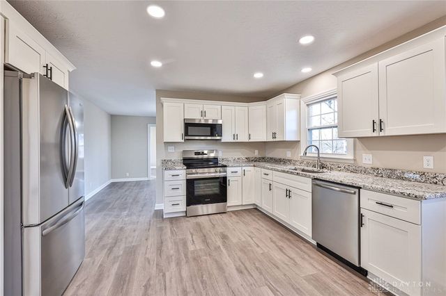 504 Kenridge Drive, Middletown, OH 45042