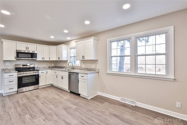 504 Kenridge Drive, Middletown, OH 45042