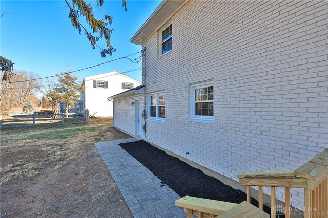 504 Kenridge Drive, Middletown, OH 45042