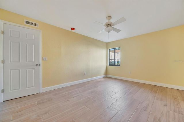 11412 8TH ST N AVENUE N 1007, St Petersburg, FL 33716