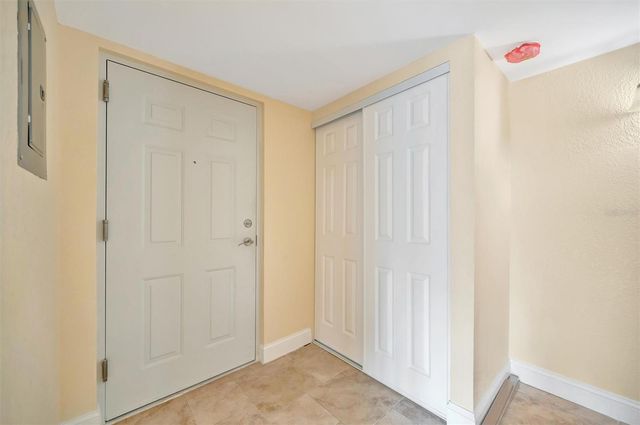 11412 8TH ST N AVENUE N 1007, St Petersburg, FL 33716