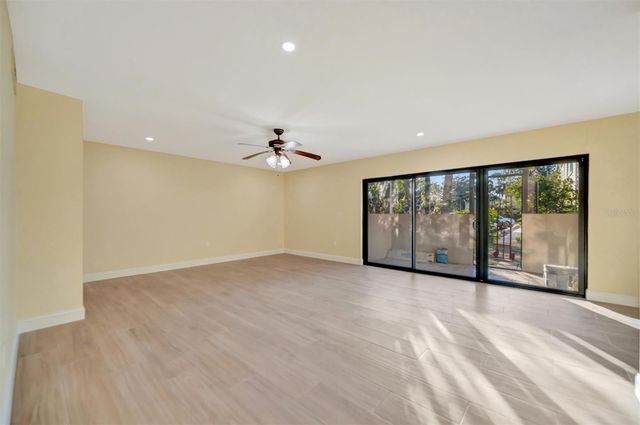 11412 8TH ST N AVENUE N 1007, St Petersburg, FL 33716