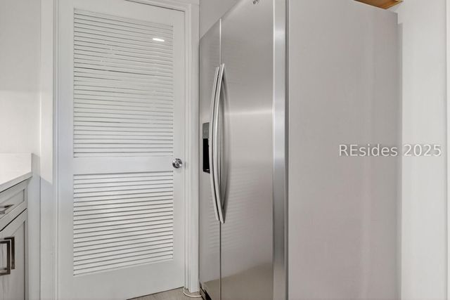 10 Lighthouse Rd Apt 434, Hilton Head Island, SC 29928