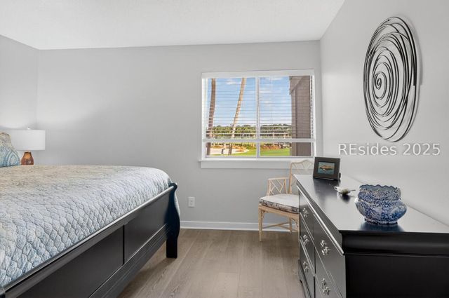 10 Lighthouse Rd Apt 434, Hilton Head Island, SC 29928