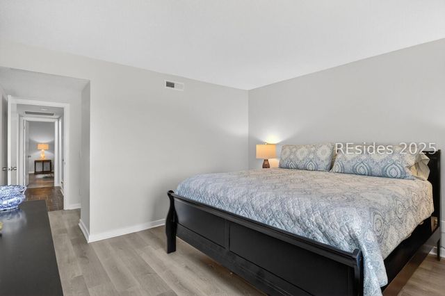 10 Lighthouse Rd Apt 434, Hilton Head Island, SC 29928