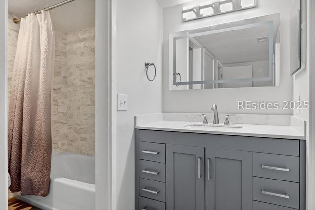 10 Lighthouse Rd Apt 434, Hilton Head Island, SC 29928