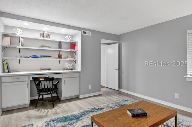 10 Lighthouse Rd Apt 434, Hilton Head Island, SC 29928