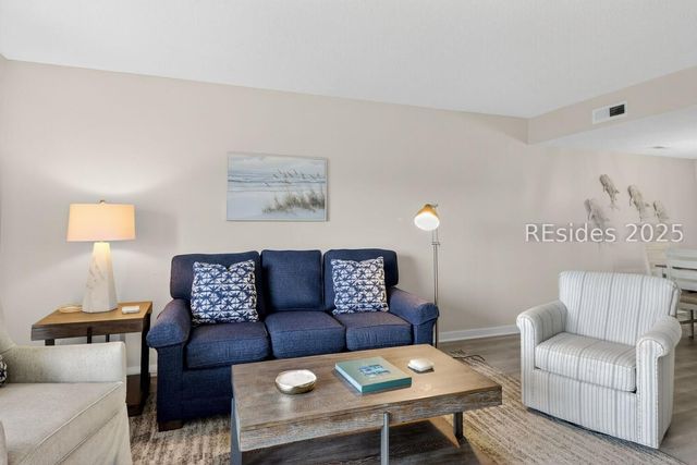 10 Lighthouse Rd Apt 434, Hilton Head Island, SC 29928