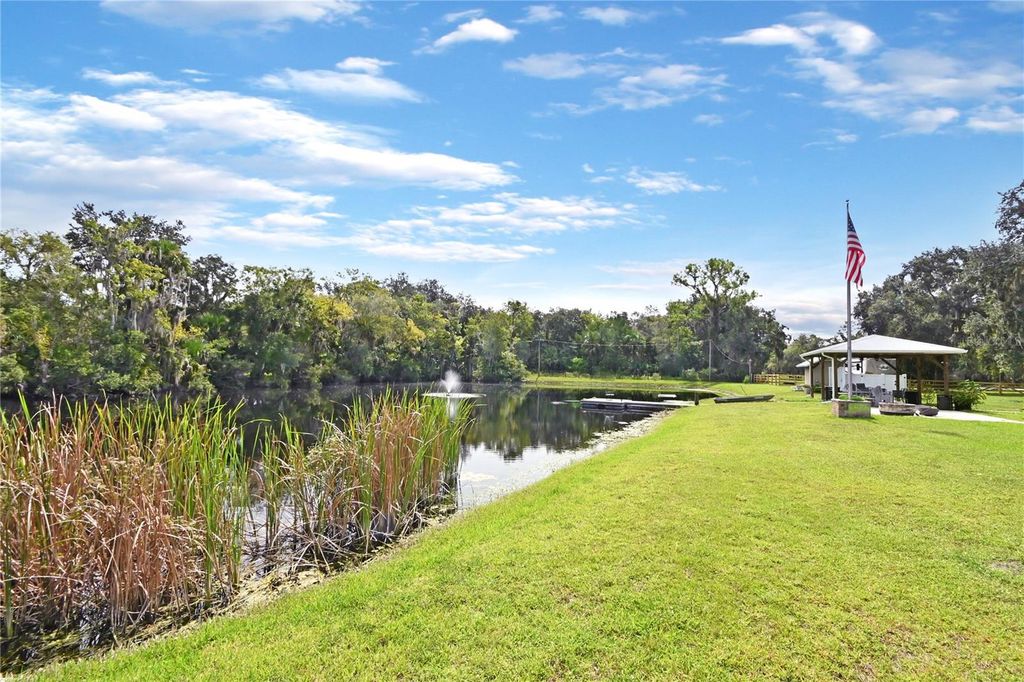 Image 11 of property listing at 2310 DOSTER DRIVE, New Smyrna Beach, FL 32168