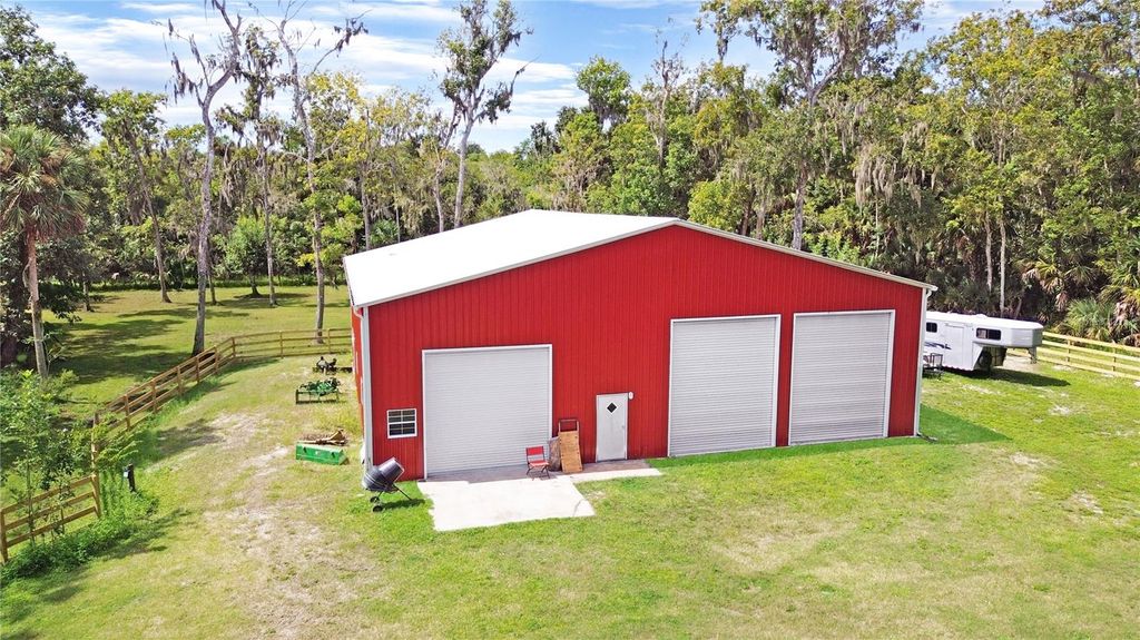 Image 12 of property listing at 2310 DOSTER DRIVE, New Smyrna Beach, FL 32168