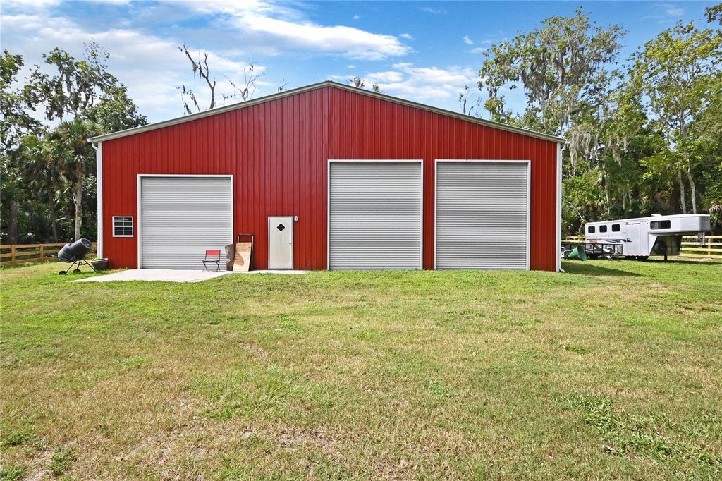 Image 13 of property listing at 2310 DOSTER DRIVE, New Smyrna Beach, FL 32168
