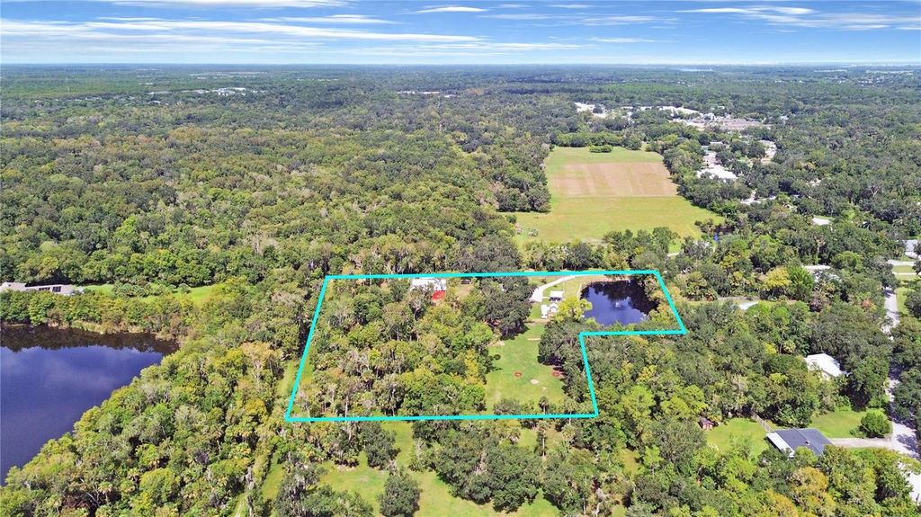 Image 32 of property listing at 2310 DOSTER DRIVE, New Smyrna Beach, FL 32168
