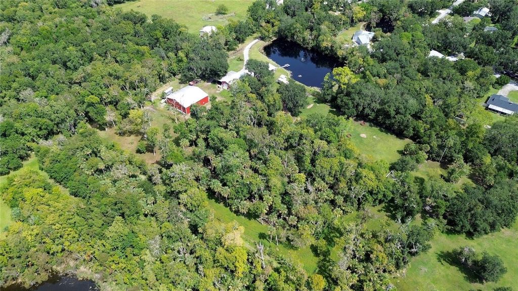 Image 33 of property listing at 2310 DOSTER DRIVE, New Smyrna Beach, FL 32168