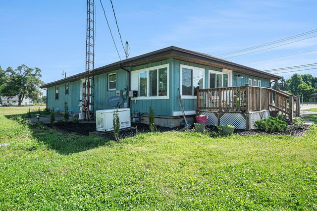 53266 US-131, Park Twp, MI 49093
