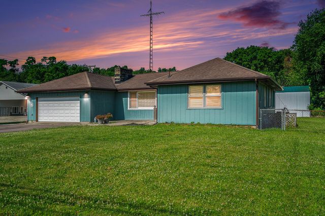 53266 US-131, Park Twp, MI 49093